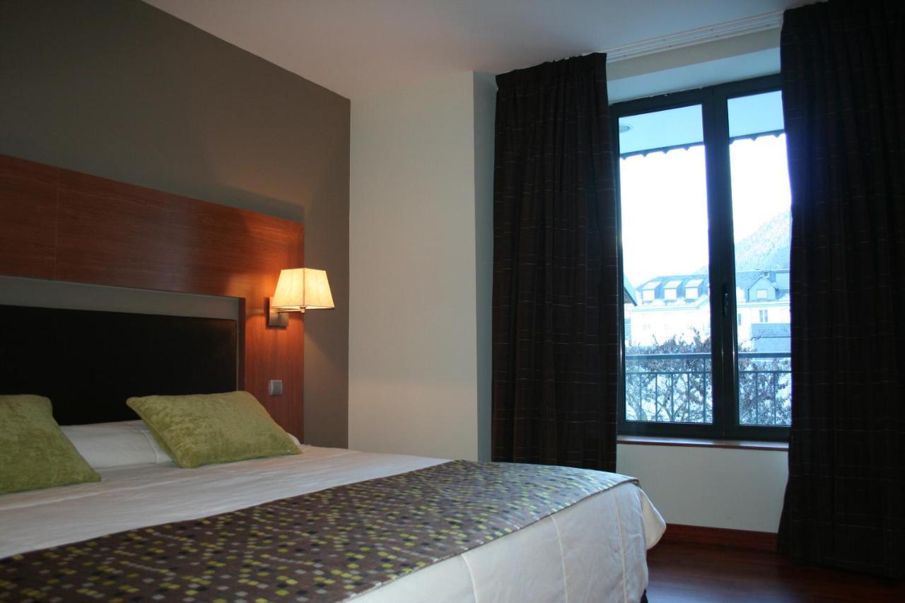 Alti Hôtel Bagnères-de-Luchon Exterior foto